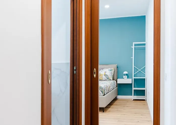 The Silk House * Como